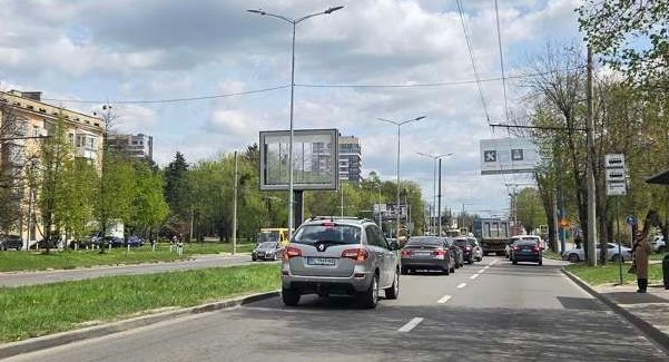 Скрол №270442 в місті Львів (Львівська область), розміщення зовнішнішньої реклами, IDMedia-оренда найнижчі ціни!