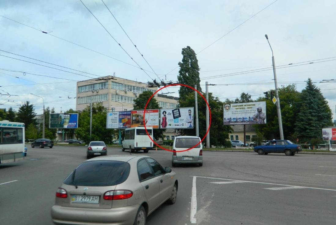 Билборд формат Призма 3x6 №27139 в городе Полтава (Полтавская область) `Билборд №27139 в городе Полтава (Полтавская область), размещение наружной рекламы, IDMedia-аренда по самым низким ценам!`