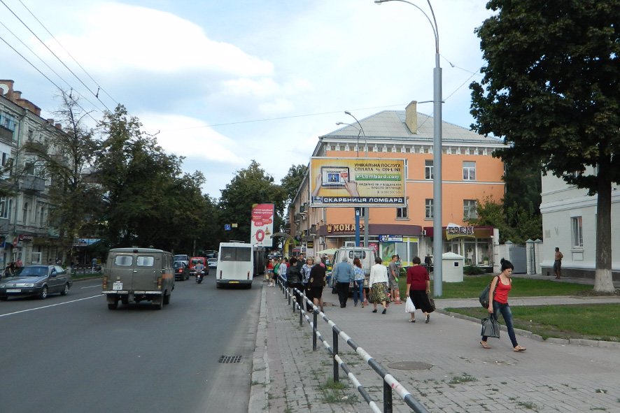 Билборд формат Призма 3x6 №27150 в городе Полтава (Полтавская область) `Билборд №27150 в городе Полтава (Полтавская область), размещение наружной рекламы, IDMedia-аренда по самым низким ценам!`