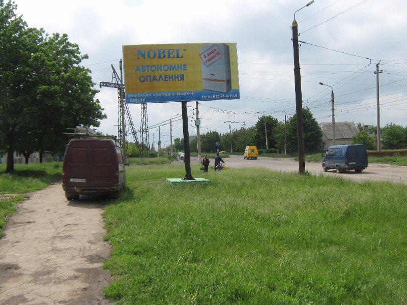 Білборд №2724 в місті Краматорськ (Донецька область), розміщення зовнішнішньої реклами, IDMedia-оренда найнижчі ціни!