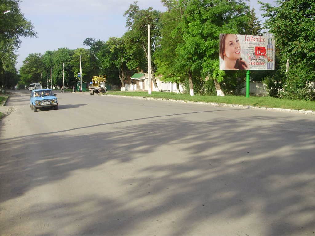 Білборд формат 3x6 №2835 в городе Кам'янець-Подільський (Хмельницька область) Білборд №2835 в місті Кам'янець-Подільський (Хмельницька область), розміщення зовнішнішньої реклами, IDMedia-оренда найнижчі ціни!