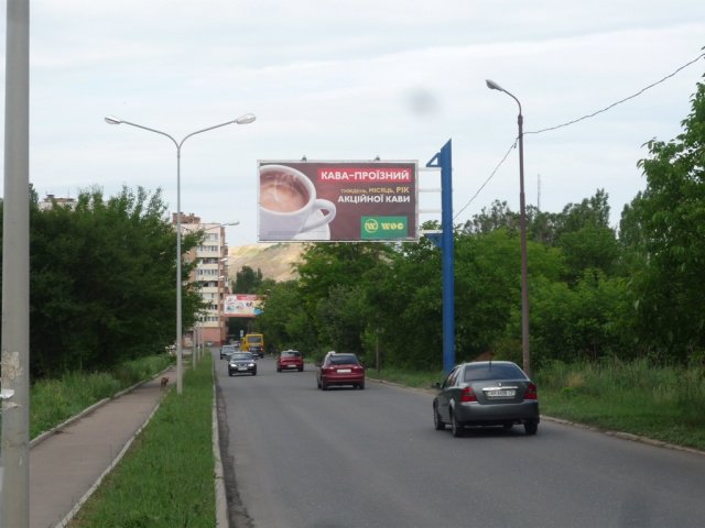 Билборд формат 6x3 №327 в городе Донецк (Донецкая область) `Билборд №327 в городе Донецк (Донецкая область), размещение наружной рекламы, IDMedia-аренда по самым низким ценам!`