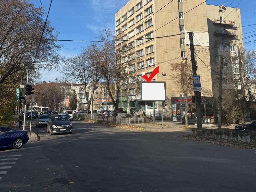 `Скролл №44876 в городе Львов (Львовская область), размещение наружной рекламы, IDMedia-аренда по самым низким ценам!`
