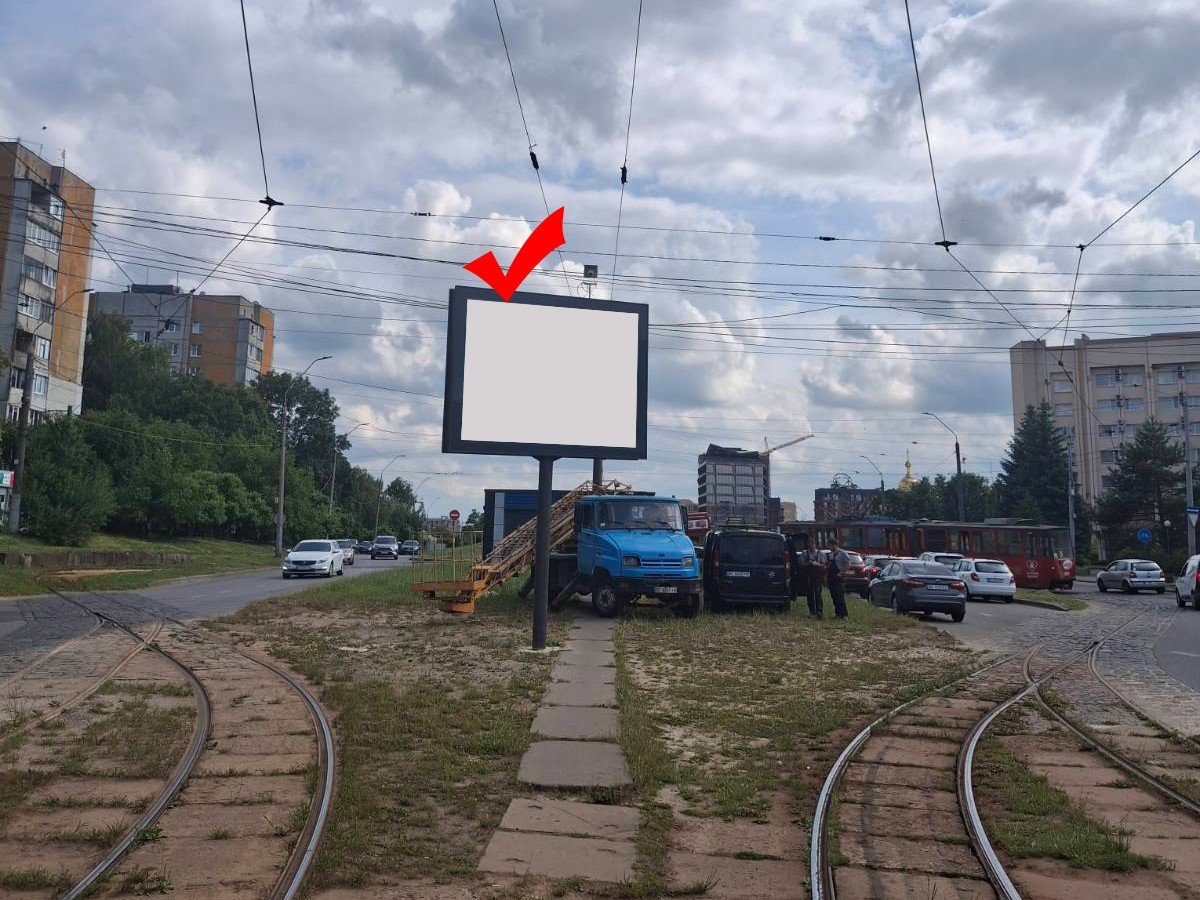 Скролл формат 2,30х3,14 №44888 в городе Львов (Львовская область) `Скролл №44888 в городе Львов (Львовская область), размещение наружной рекламы, IDMedia-аренда по самым низким ценам!`