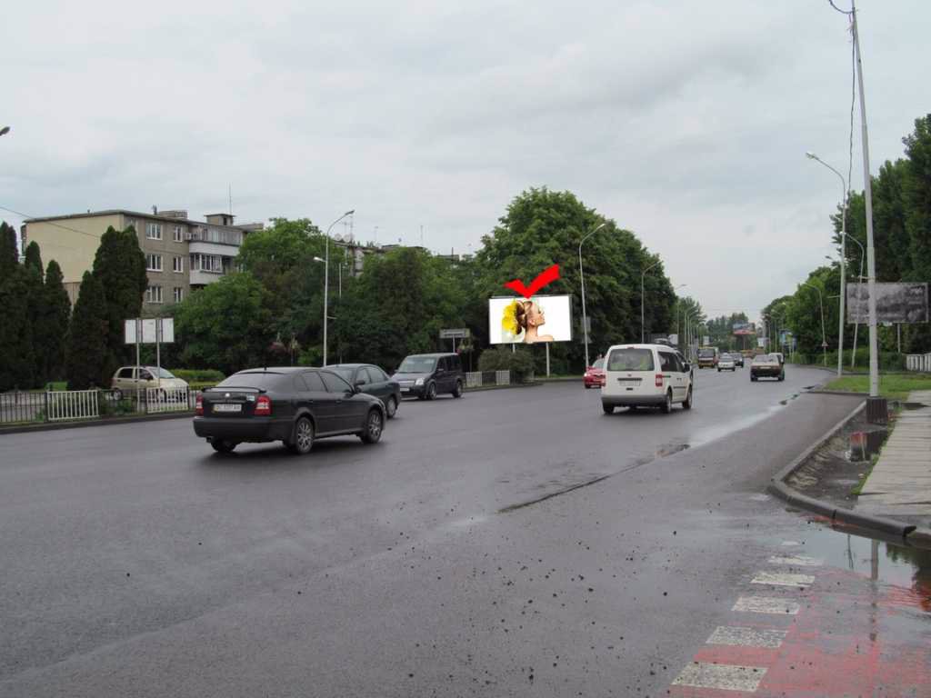 `Скролл №44896 в городе Львов (Львовская область), размещение наружной рекламы, IDMedia-аренда по самым низким ценам!`