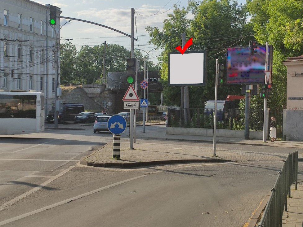 `Скролл №44997 в городе Львов (Львовская область), размещение наружной рекламы, IDMedia-аренда по самым низким ценам!`
