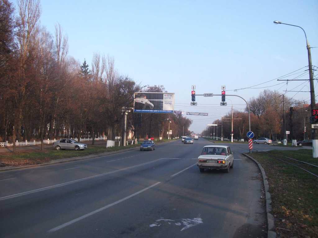 Билборд формат Призма 3x6 №46725 в городе Винница (Винницкая область) `Билборд №46725 в городе Винница (Винницкая область), размещение наружной рекламы, IDMedia-аренда по самым низким ценам!`