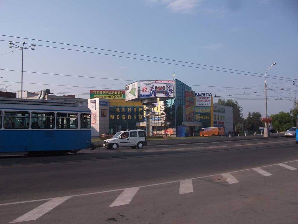 Билборд формат Призма 3x6 №46832 в городе Винница (Винницкая область) `Билборд №46832 в городе Винница (Винницкая область), размещение наружной рекламы, IDMedia-аренда по самым низким ценам!`