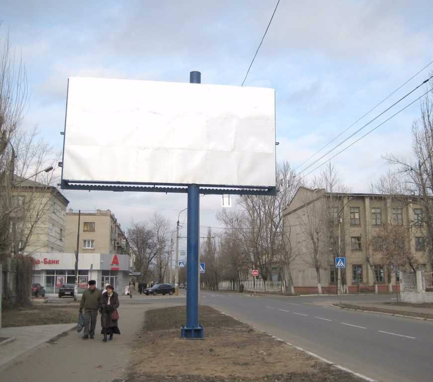 Билборд формат Призма 3x6 №51867 в городе Северодонецк (Луганская область) `Билборд №51867 в городе Северодонецк (Луганская область), размещение наружной рекламы, IDMedia-аренда по самым низким ценам!`