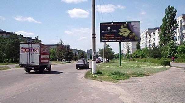 `Билборд №52253 в городе Горишние Плавни(Комсомольск) (Полтавская область), размещение наружной рекламы, IDMedia-аренда по самым низким ценам!`