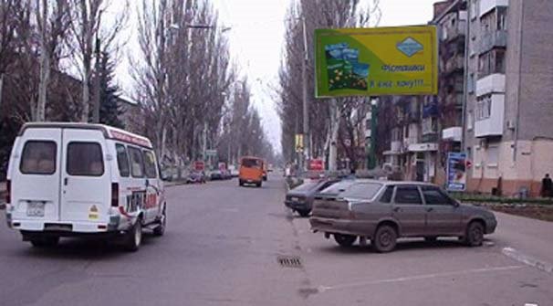 Билборд формат 3x6 №52710 в городе Кременчуг (Полтавская область) `Билборд №52710 в городе Кременчуг (Полтавская область), размещение наружной рекламы, IDMedia-аренда по самым низким ценам!`