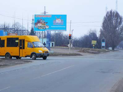Білборд №53046 в місті Лозовая (Харківська область), розміщення зовнішнішньої реклами, IDMedia-оренда найнижчі ціни!