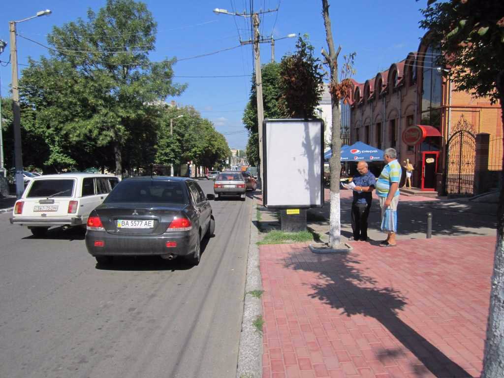 Ситилайт формат 1,2x1,8 №54126 в городе Кропивницкий (Кировоградская область) `Ситилайт №54126 в городе Кропивницкий (Кировоградская область), размещение наружной рекламы, IDMedia-аренда по самым низким ценам!`