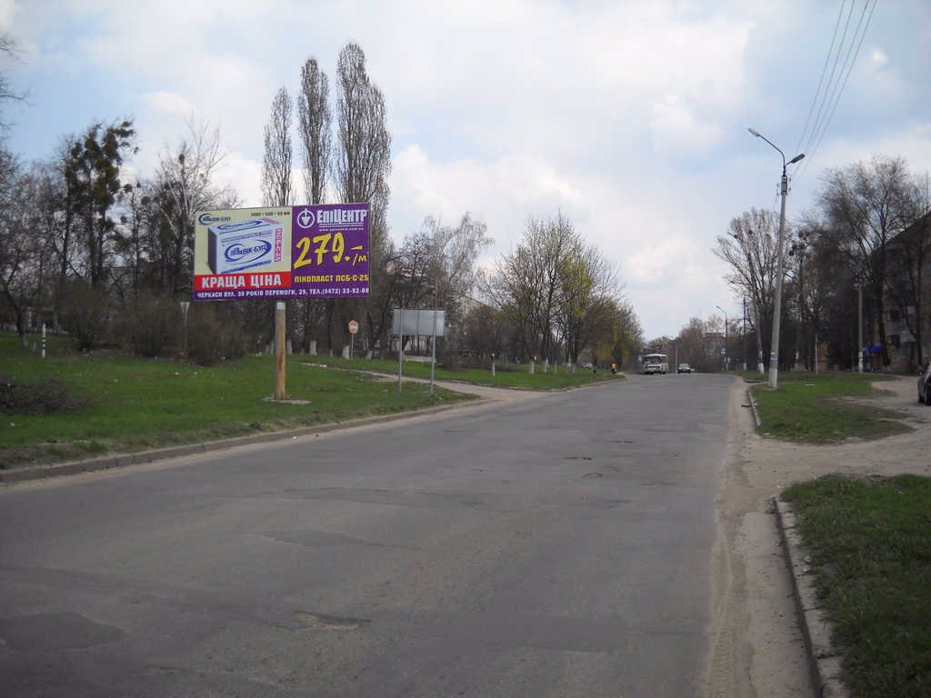 Билборд формат 3x6 №55246 в городе Смела (Черкасская область) `Билборд №55246 в городе Смела (Черкасская область), размещение наружной рекламы, IDMedia-аренда по самым низким ценам!`