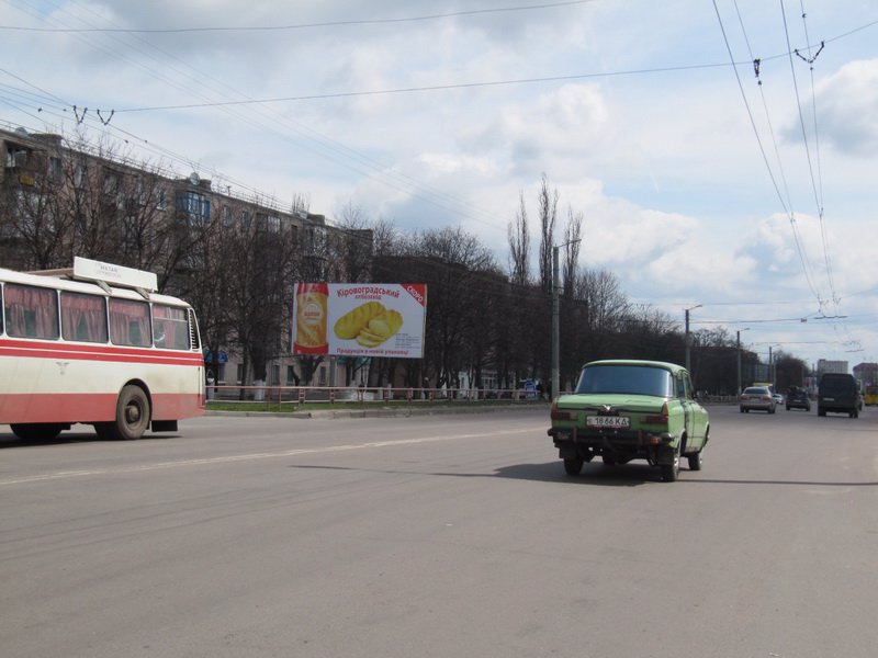 `Билборд №55312 в городе Кропивницкий(Кировоград) (Кировоградская область), размещение наружной рекламы, IDMedia-аренда по самым низким ценам!`