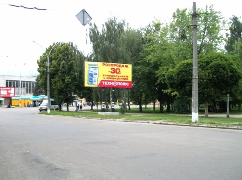 `Билборд №56336 в городе Сумы (Сумская область), размещение наружной рекламы, IDMedia-аренда по самым низким ценам!`