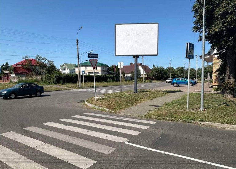 `Бэклайт №56756 в городе Черкассы (Черкасская область), размещение наружной рекламы, IDMedia-аренда по самым низким ценам!`