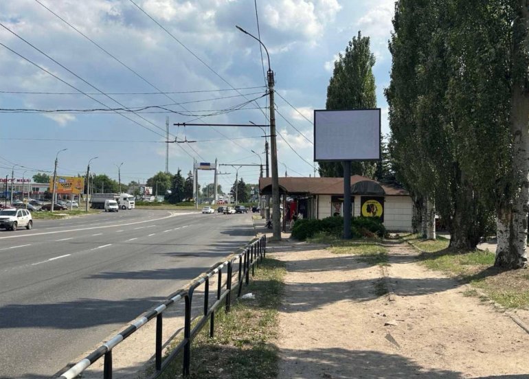 `Бэклайт №56765 в городе Черкассы (Черкасская область), размещение наружной рекламы, IDMedia-аренда по самым низким ценам!`