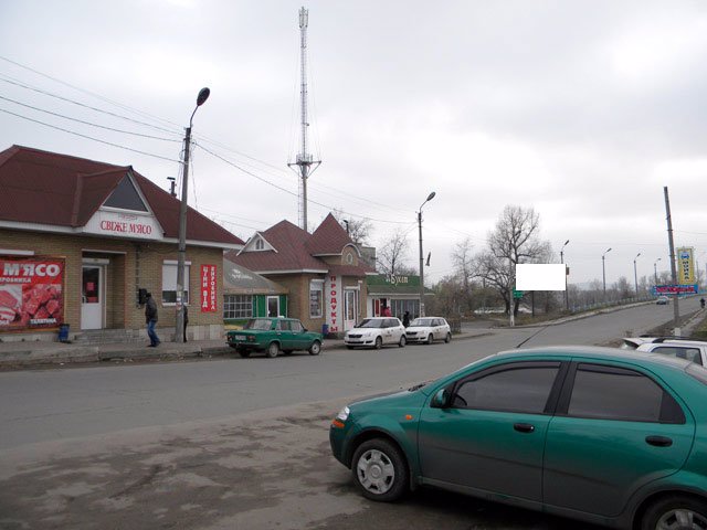 Білборд №66137 в місті Ізюм (Харківська область), розміщення зовнішнішньої реклами, IDMedia-оренда найнижчі ціни!