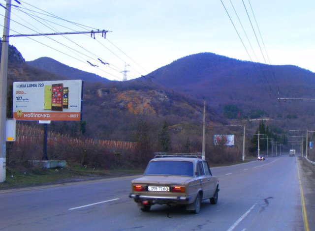 Білборд №74696 в місті Алушта (АР Крим), розміщення зовнішнішньої реклами, IDMedia-оренда найнижчі ціни!