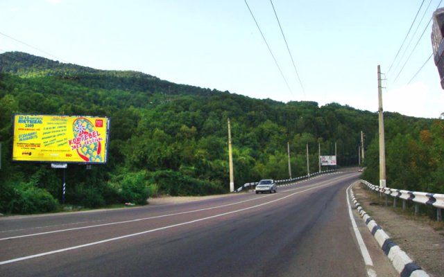 Білборд №74698 в місті Алушта (АР Крим), розміщення зовнішнішньої реклами, IDMedia-оренда найнижчі ціни!