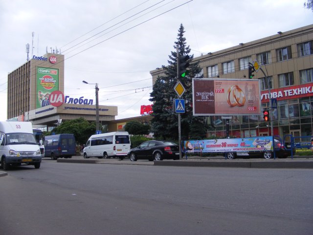 Билборд формат Призма 3x6 №74773 в городе Житомир (Житомирская область) `Билборд №74773 в городе Житомир (Житомирская область), размещение наружной рекламы, IDMedia-аренда по самым низким ценам!`