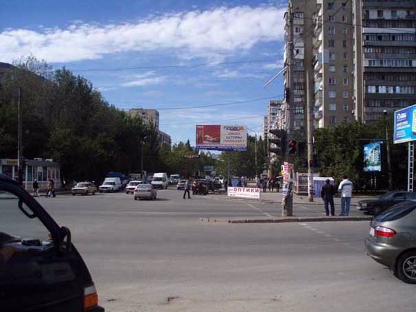 Билборд формат 3x6 №8410 в городе Одесса (Одесская область) `Билборд №8410 в городе Одесса (Одесская область), размещение наружной рекламы, IDMedia-аренда по самым низким ценам!`