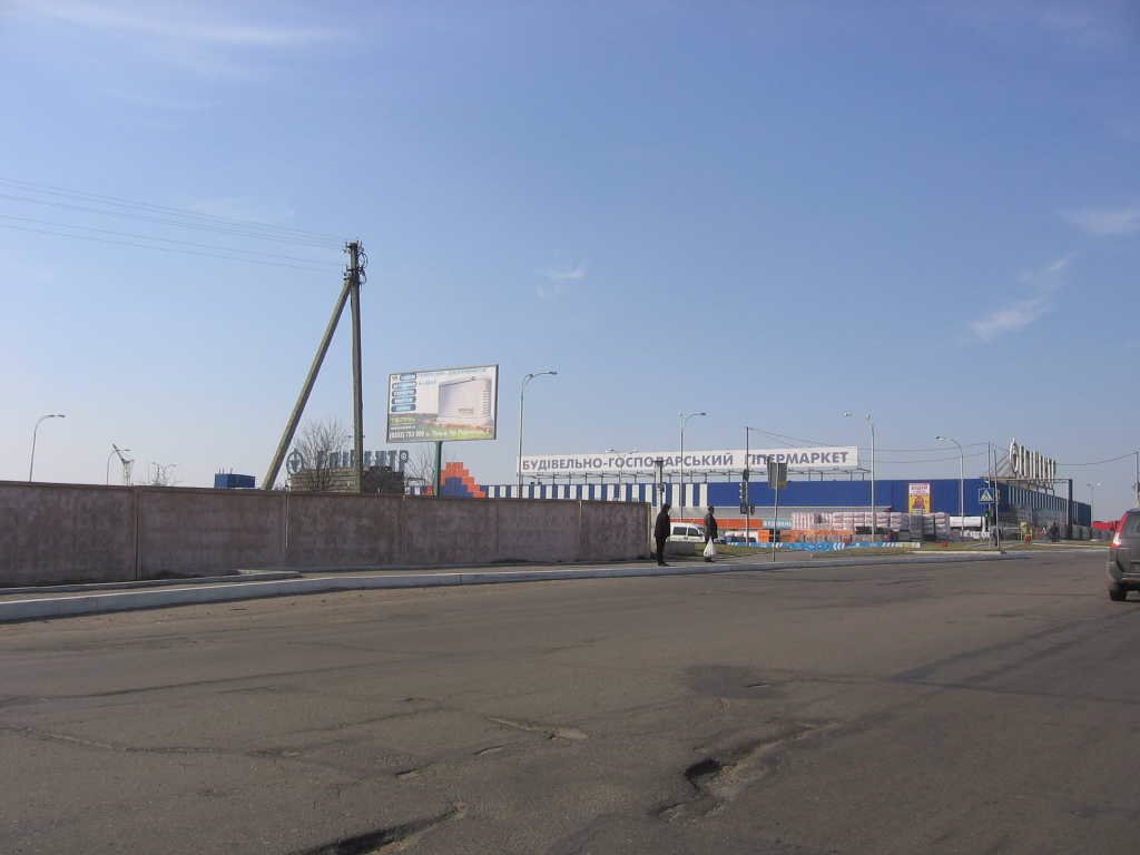 Билборд формат 3x6 №90275 в городе Ровно (Ровенская область) `Билборд №90275 в городе Ровно (Ровенская область), размещение наружной рекламы, IDMedia-аренда по самым низким ценам!`