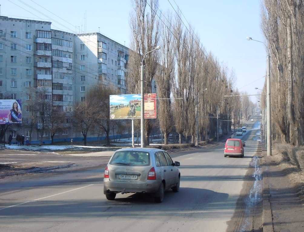 Билборд формат 3x6 №90345 в городе Ровно (Ровенская область) `Билборд №90345 в городе Ровно (Ровенская область), размещение наружной рекламы, IDMedia-аренда по самым низким ценам!`