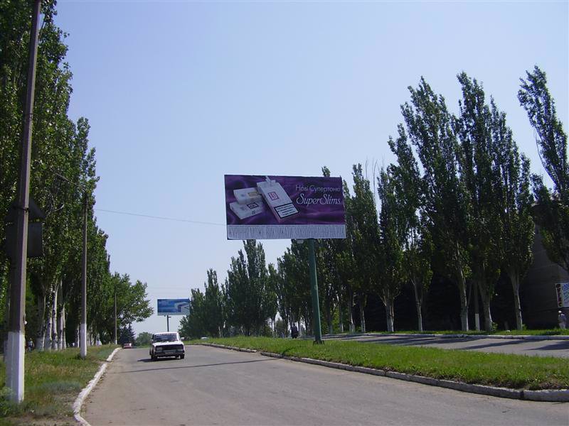 `Билборд №95078 в городе Енакиево (Донецкая область), размещение наружной рекламы, IDMedia-аренда по самым низким ценам!`