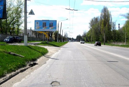Білборд №95297 в місті Краматорськ (Донецька область), розміщення зовнішнішньої реклами, IDMedia-оренда найнижчі ціни!