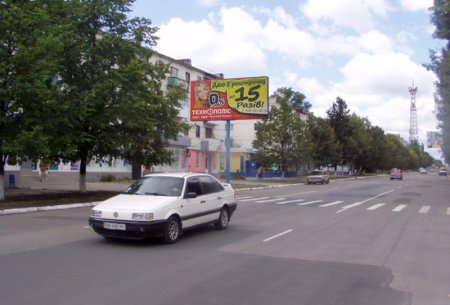 Білборд №95341 в місті Лисичанськ (Луганська область), розміщення зовнішнішньої реклами, IDMedia-оренда найнижчі ціни!