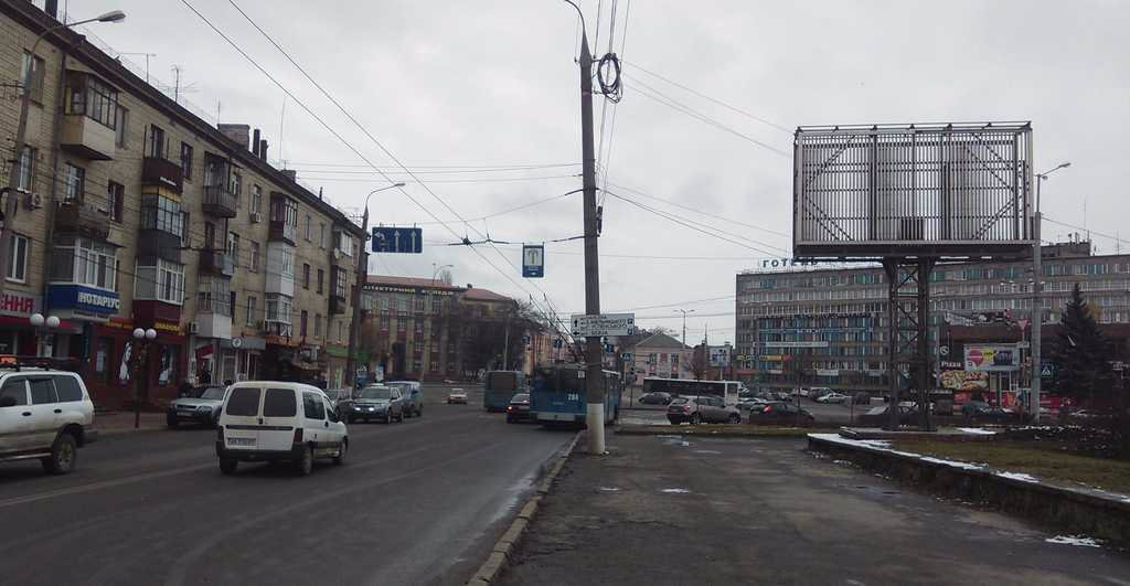 Білборд №96405 в місті Вінниця (Вінницька область), розміщення зовнішнішньої реклами, IDMedia-оренда найнижчі ціни!