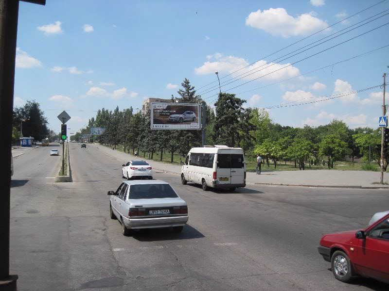 Білборд формат Призма 3x6 №99601 в городе Запоріжжя (Запорізька область) Білборд №99601 в місті Запоріжжя (Запорізька область), розміщення зовнішнішньої реклами, IDMedia-оренда найнижчі ціни!